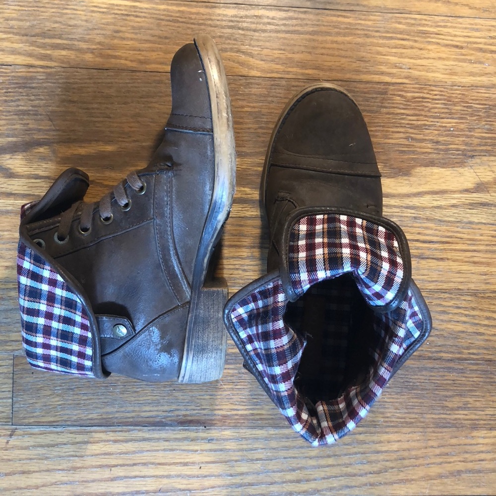 Up - or - Down Boots